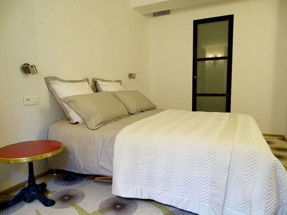 Demeure d'Hotes Le Rocher