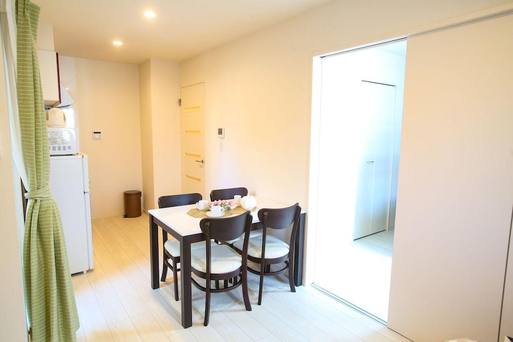 Tenjin Higashi Russo