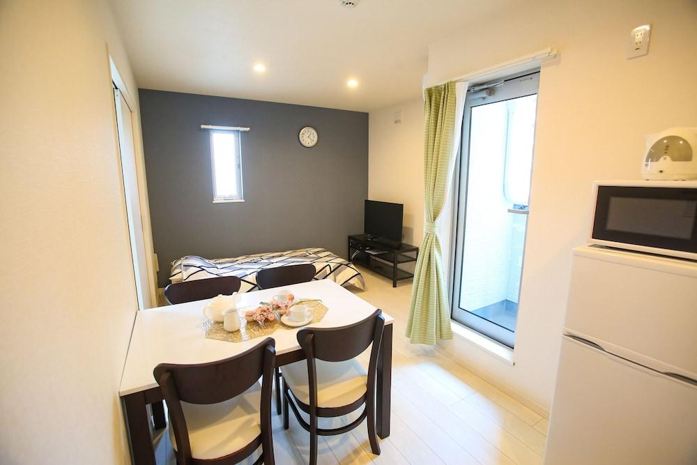 Tenjin Higashi Russo