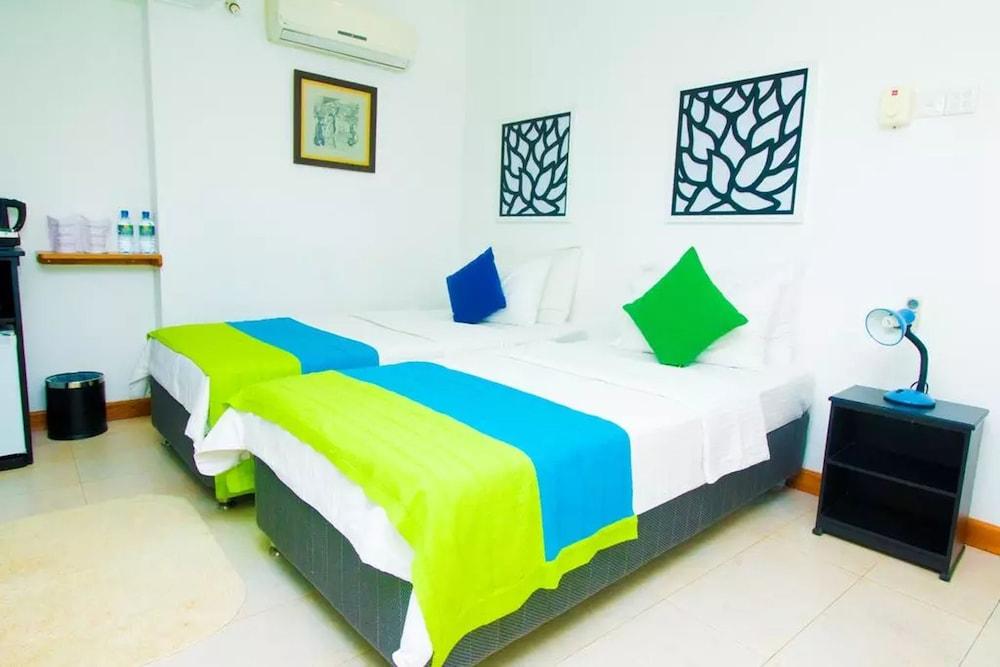 Yoho Settle Inn Tourist Lodge