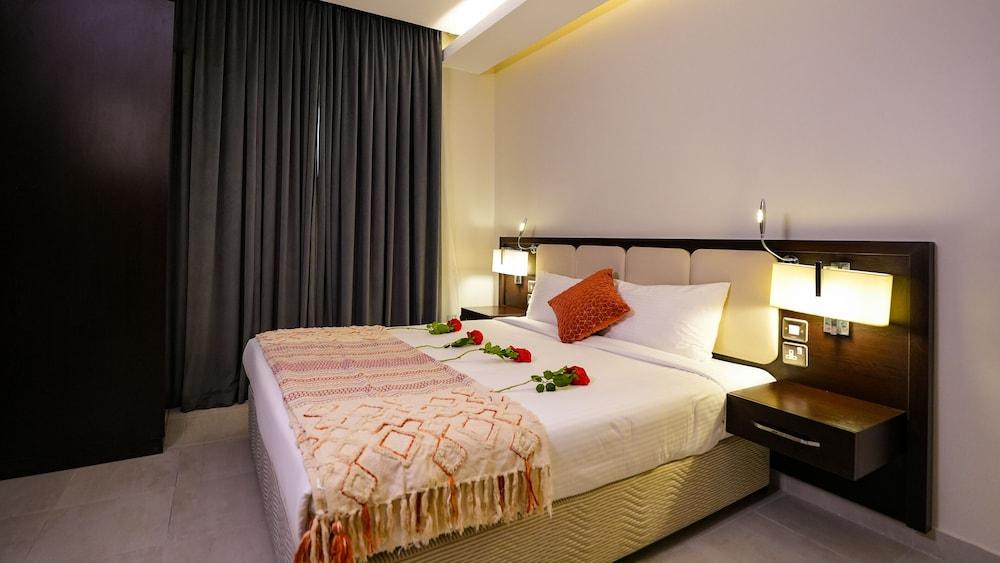 Saray Hotel Apartments