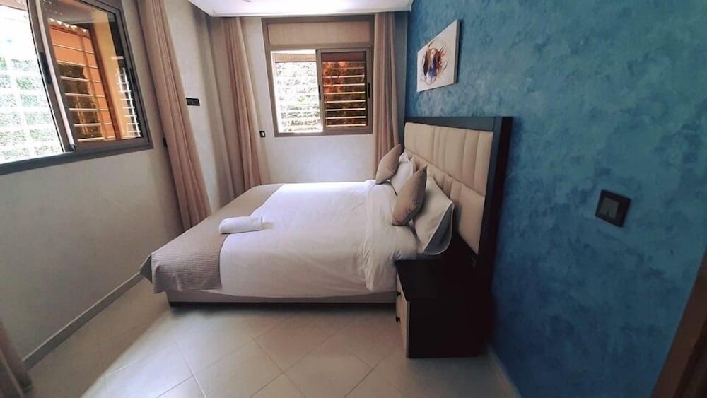 Tamraght House Banana