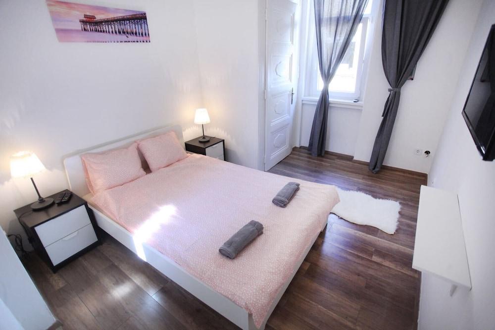 S17- Modern& Quality Apartments