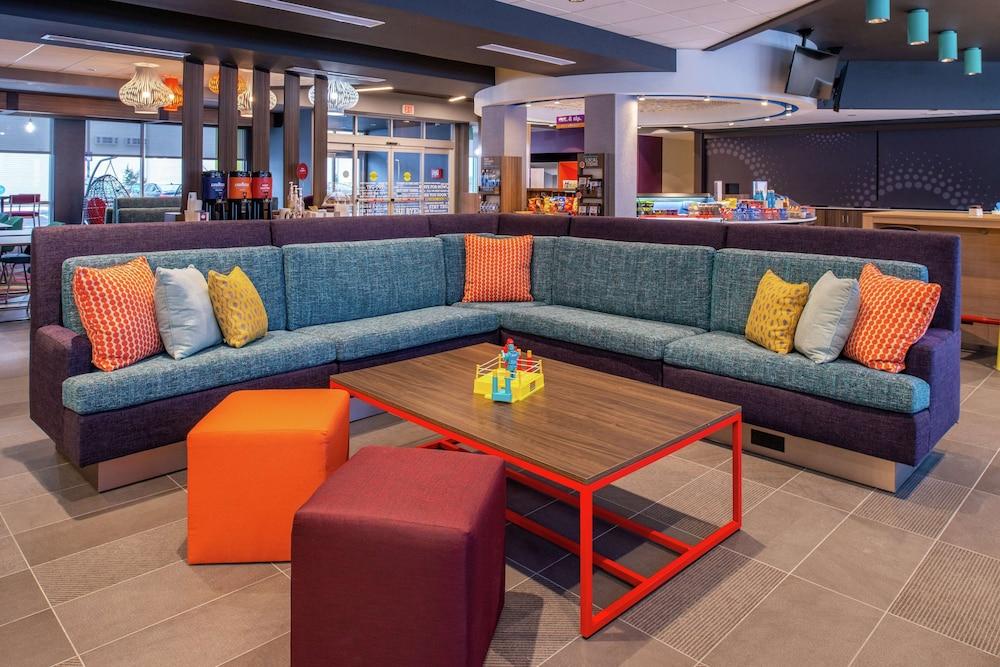 Tru by Hilton Elkhart, IN