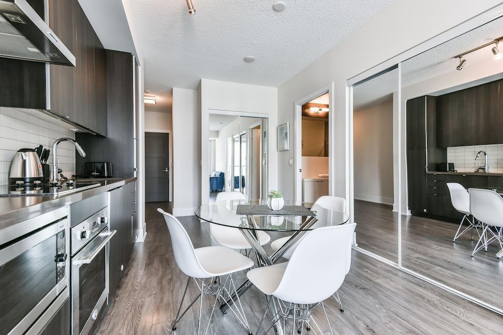 Front Street Luxury Condos