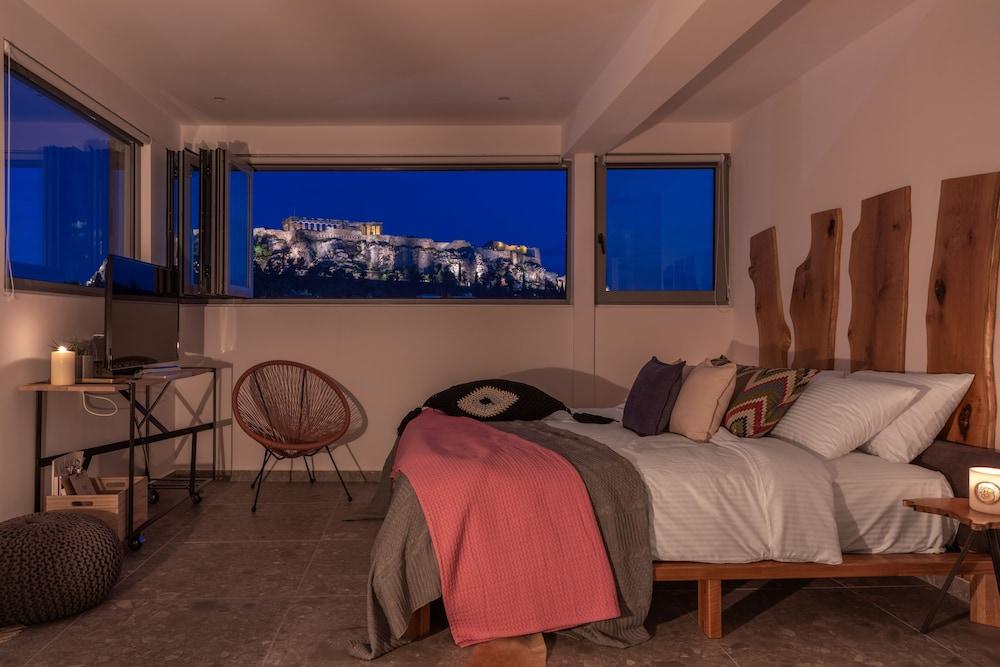 Mythos Luxury Suites