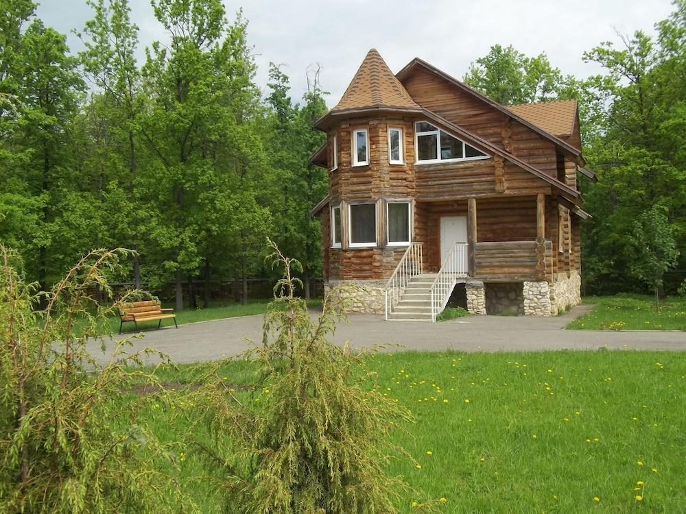 Health Resort Nadezhda - Hostel