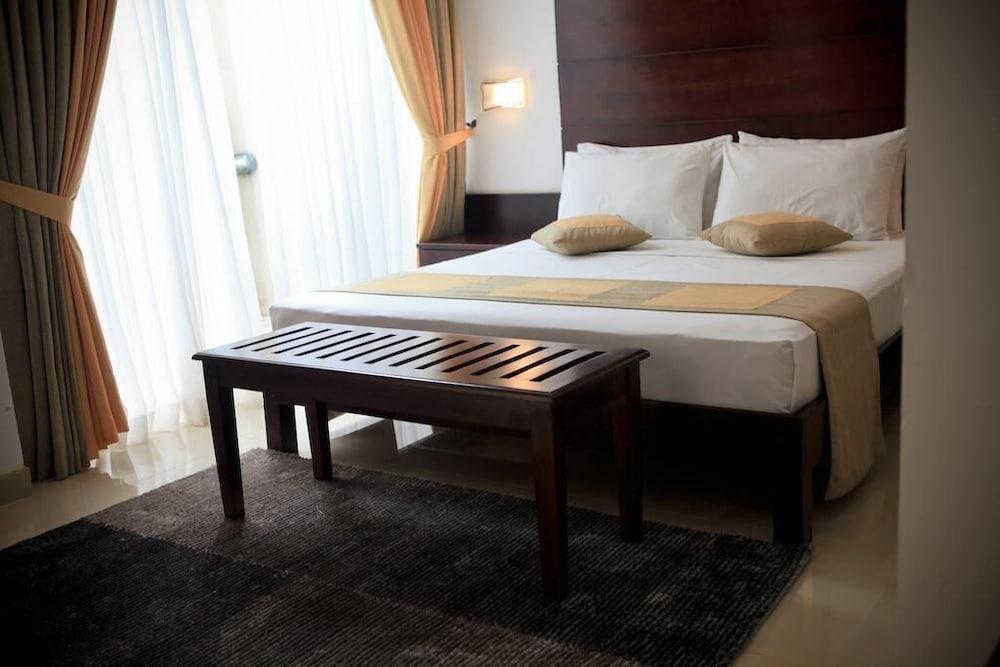 Lavendish Okrin Hotel