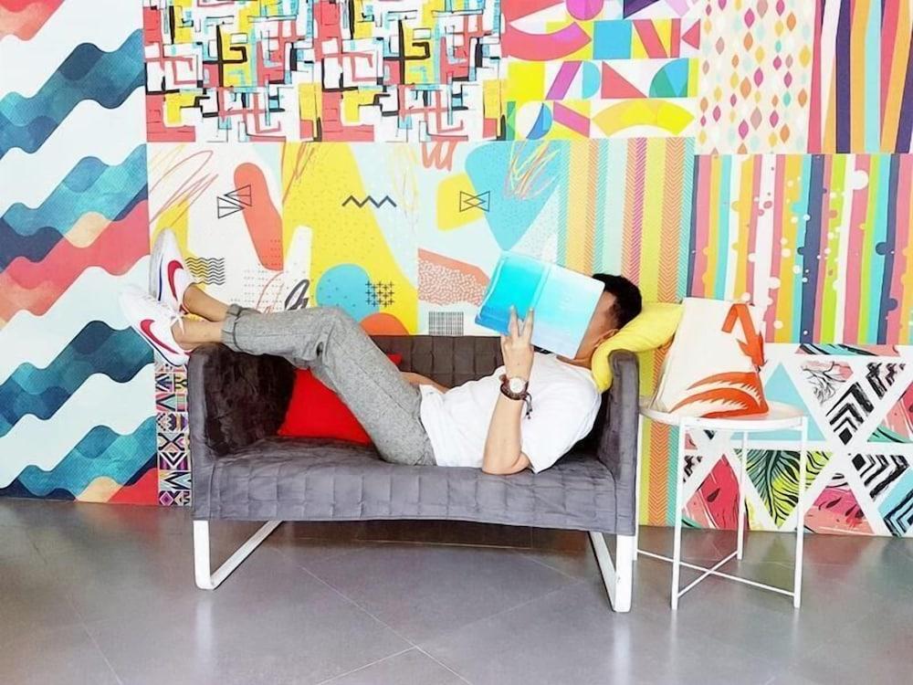 The Social House - Coliving & Hostel