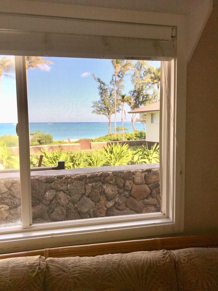 Waimanalo Beach Cottages