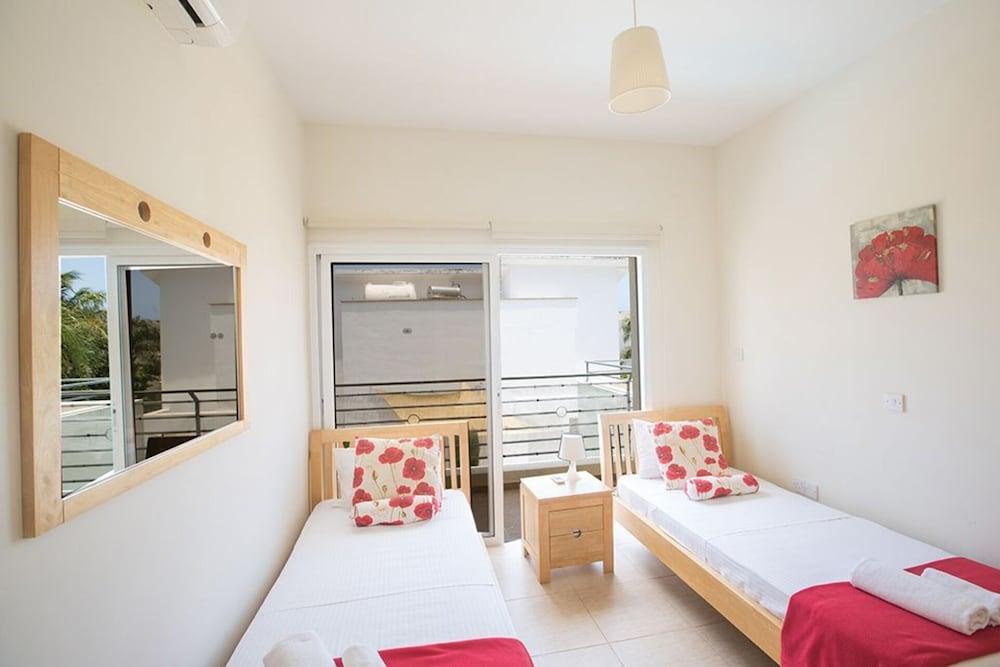 Beautiful Villa With Private Pool, Protaras Villa 1258