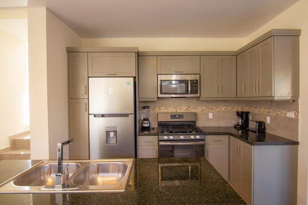 Cozy and Charming two Bedroom Villa