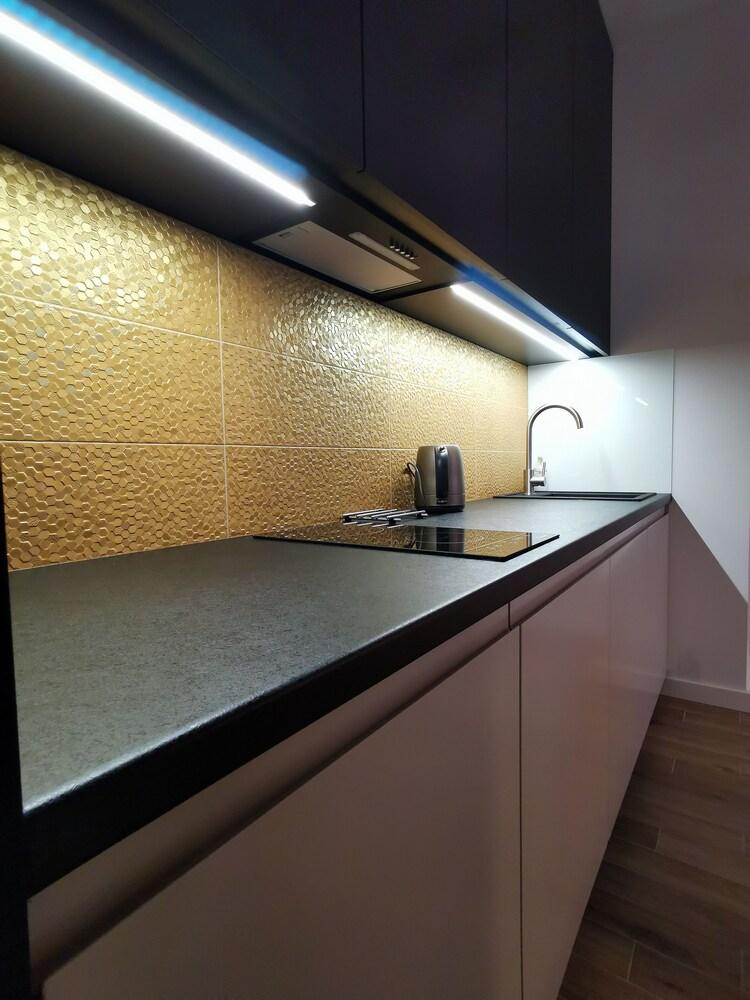 Come&Stay apartments Wola