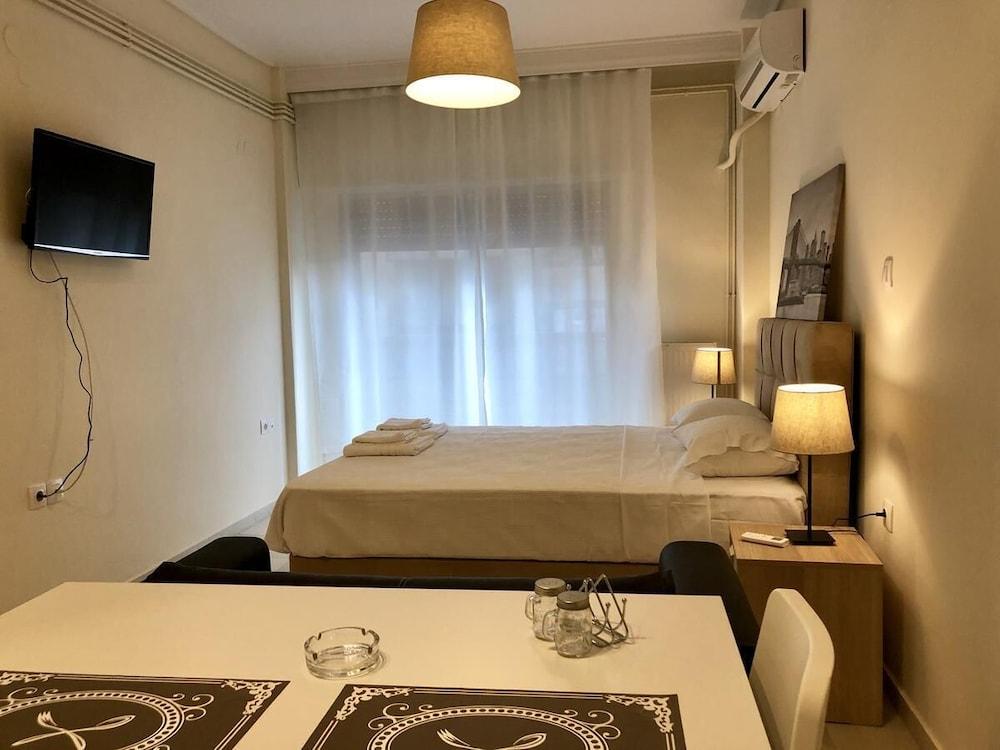 InCity El Metro 102, Deluxe Studio