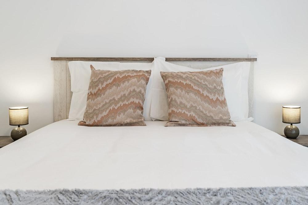 Funchal Centrum II by An Island Apart