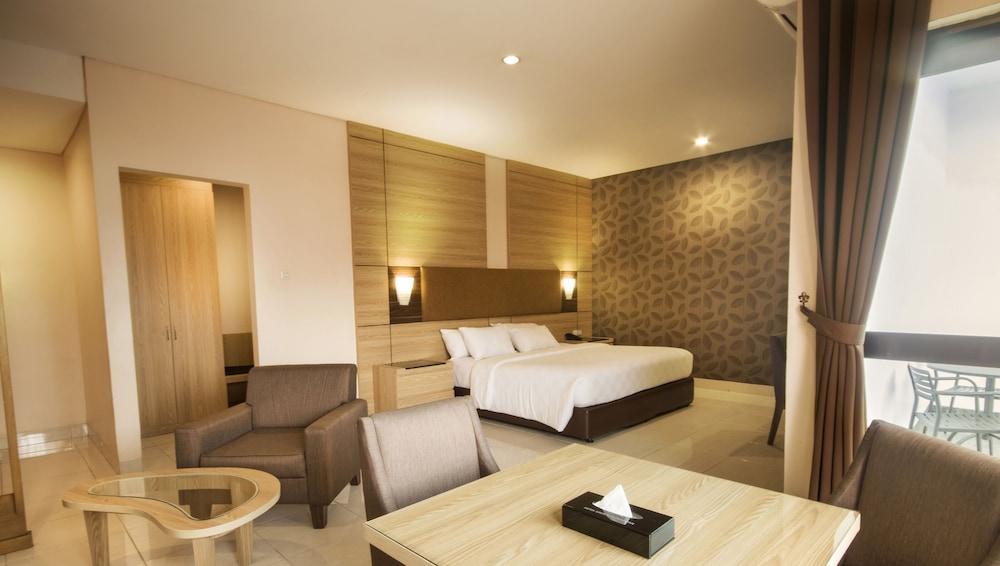 Gren Alia Jakarta Hotel