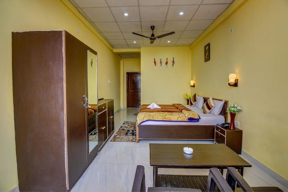 Hotel Himalayan View