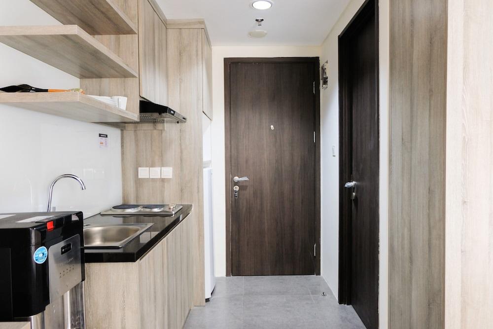 Minimalist Studio Room at Bintaro Icon Apartment