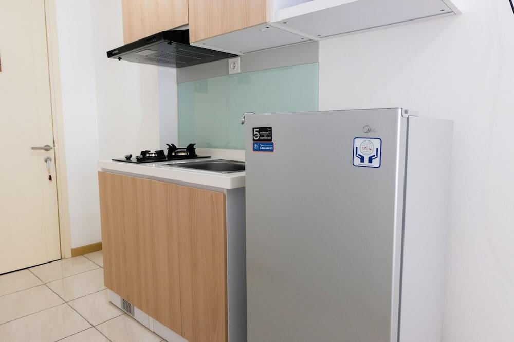Comfy Studio at M-Town Gading Serpong Apartment
