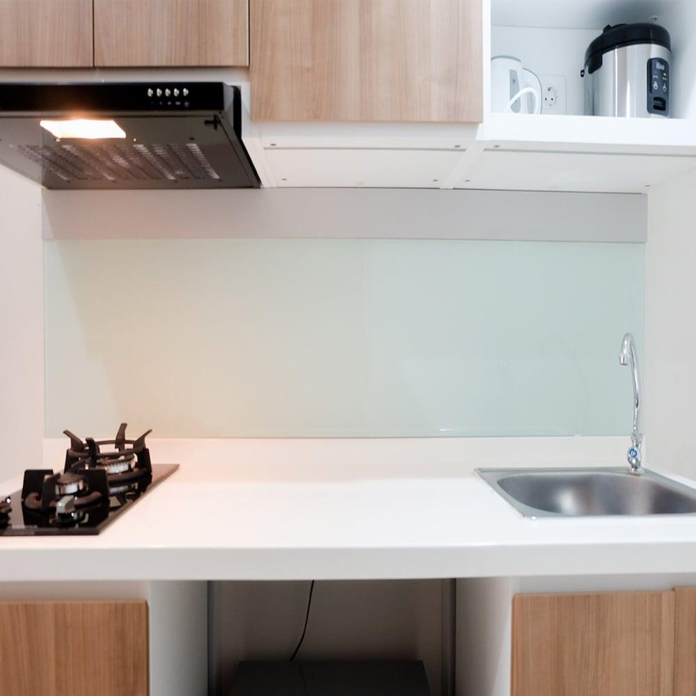 Comfy and Relaxing Studio at The Springlake Apartment