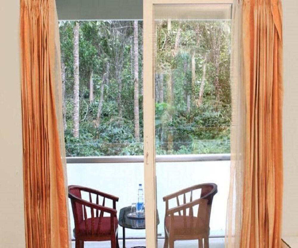 Urban House - Green Berry