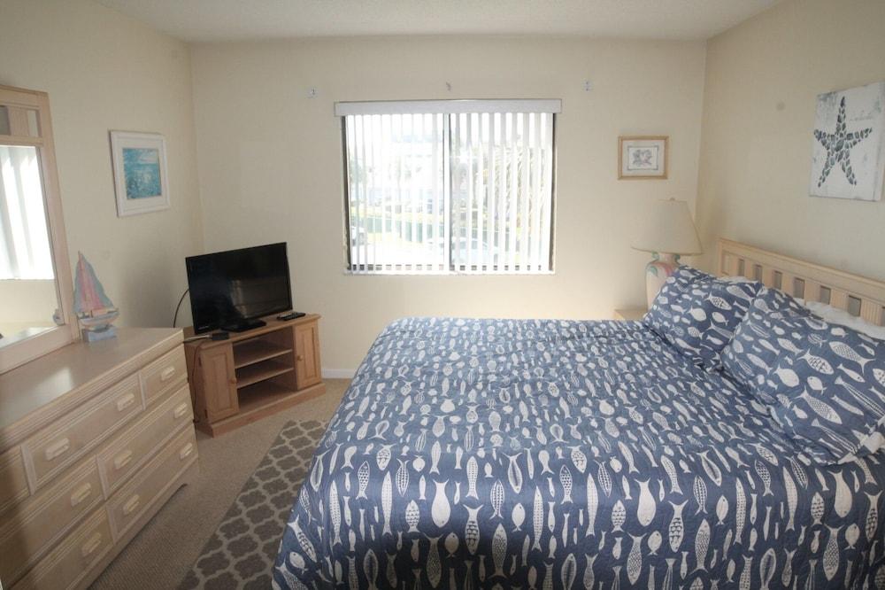 St. Augustine Ocean and Racquet 2204