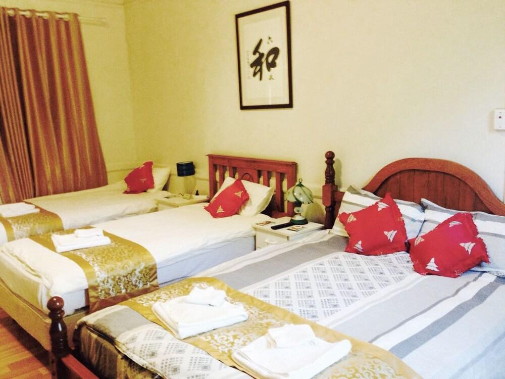 Pure Land Guest House