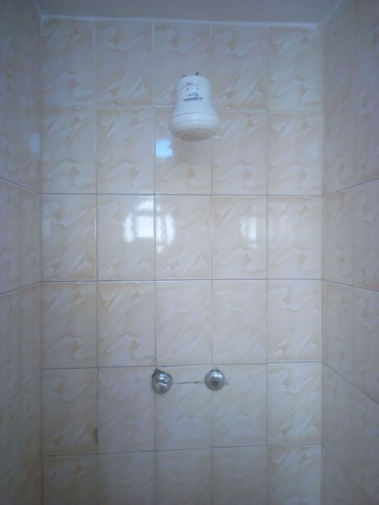 3 Shades Annex - Adults Only