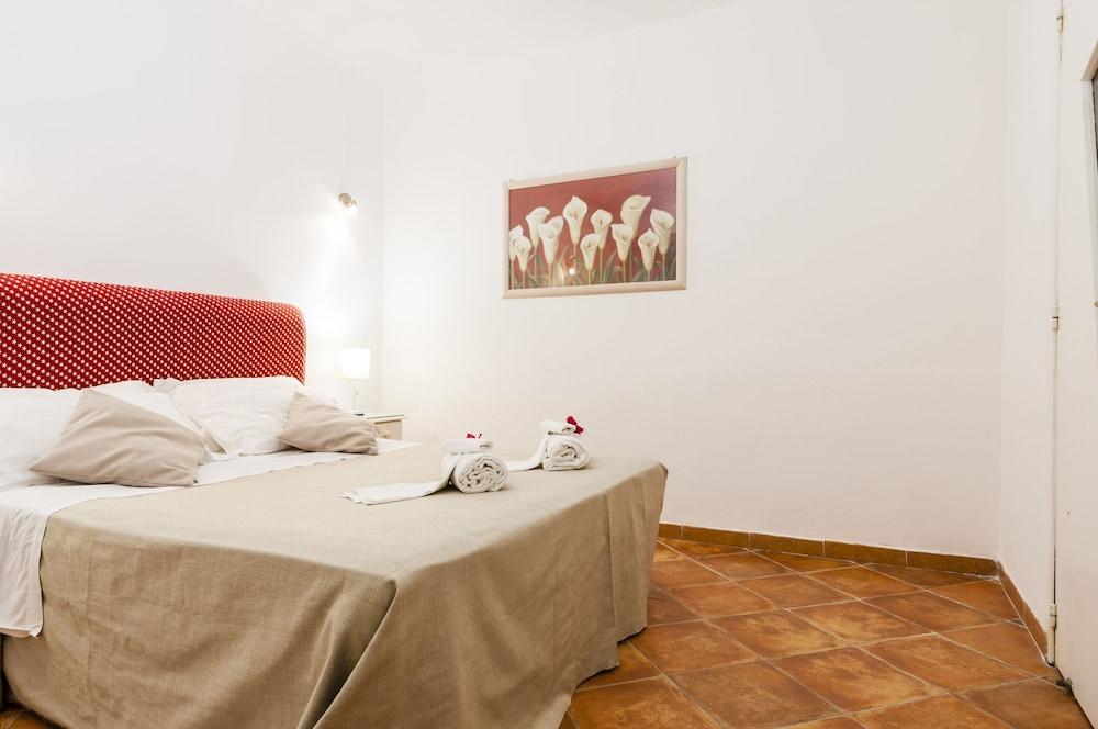 STELLA DEL MARE APARTMENTS