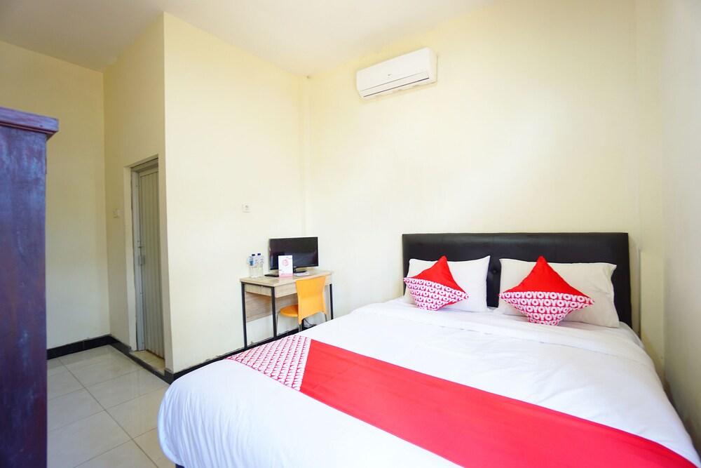 OYO 1292 Lieke Residence