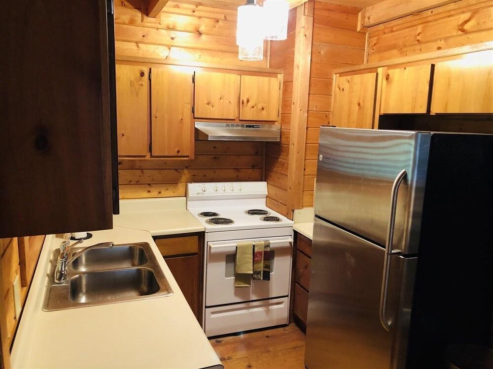 Covered Bridge Cabin