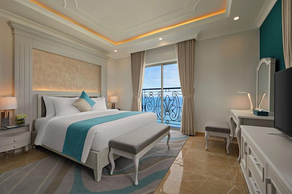 Mercure Nha Trang Beach