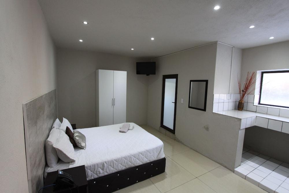 Naldorado Executive Villa