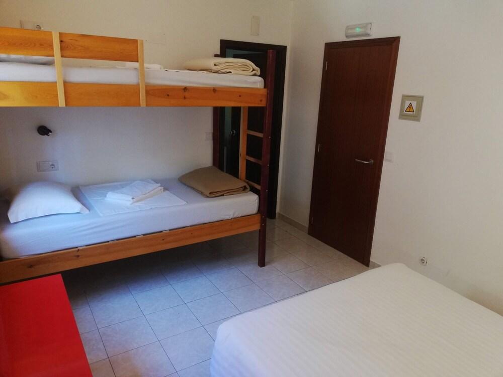 Verdemar Guest House