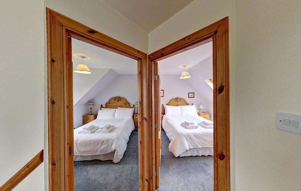 Stob Binnein Cottage