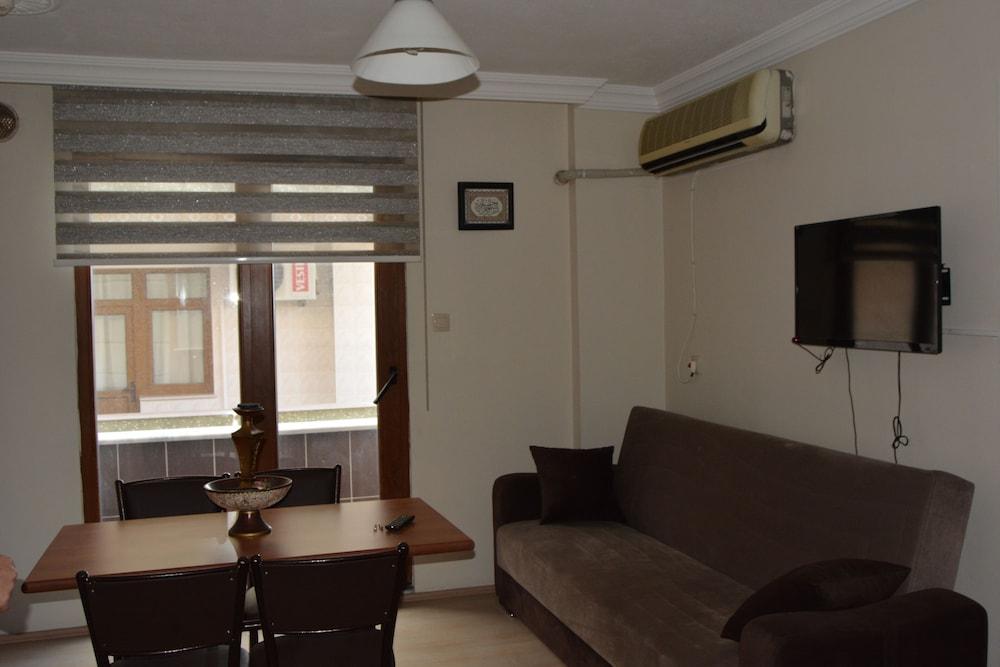 Günaydın Airport Apartment