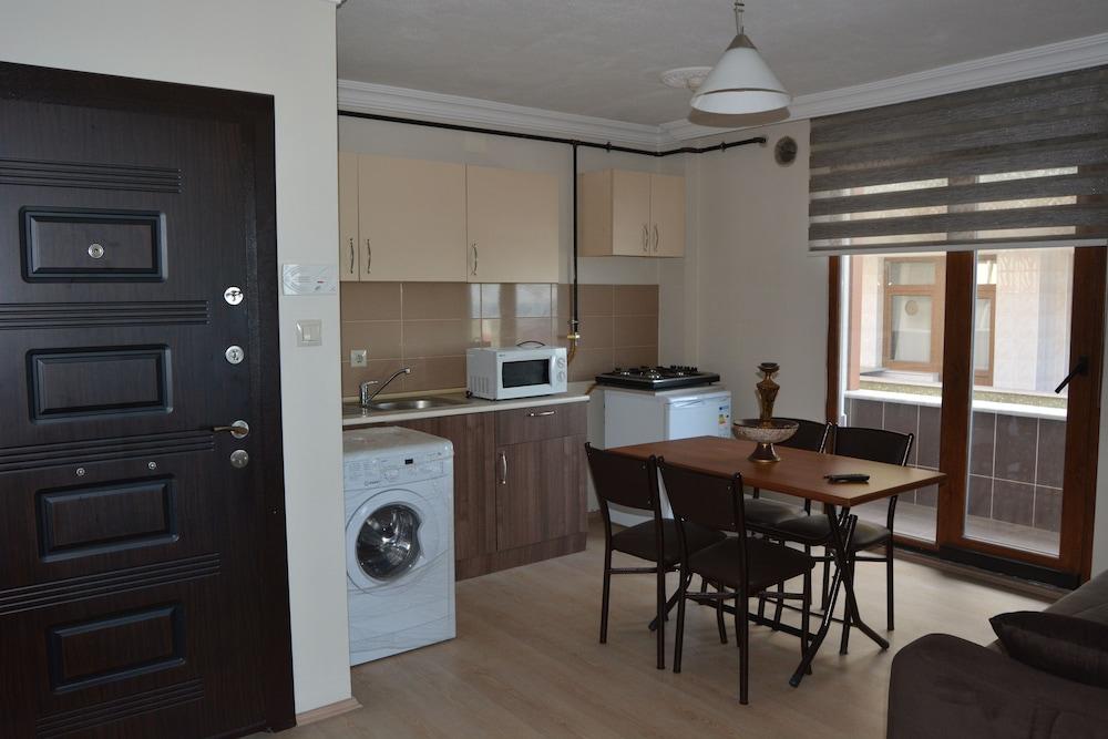 Günaydın Airport Apartment