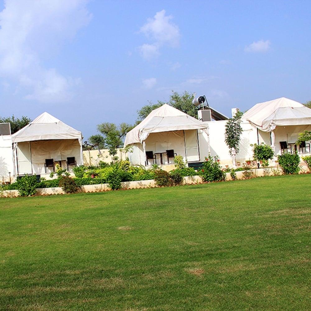 Neelkanth  Bagar Inn Resort