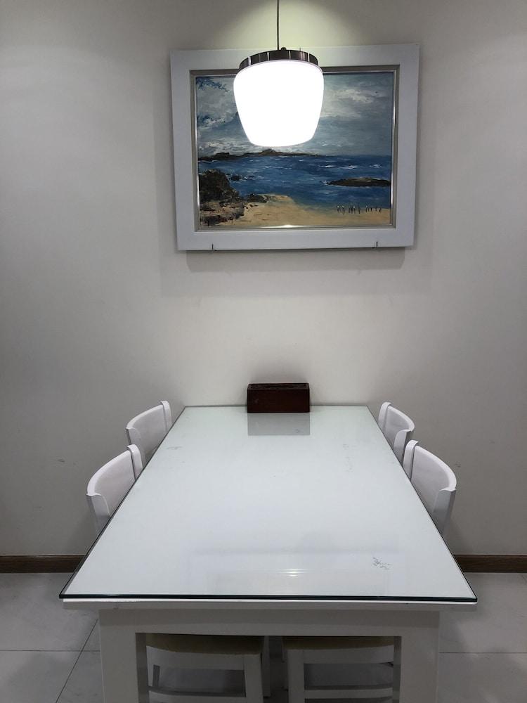 Justay Tresor Bach Dang River