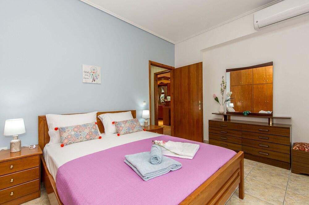 Breathtaking Sea View, Close To The Beach