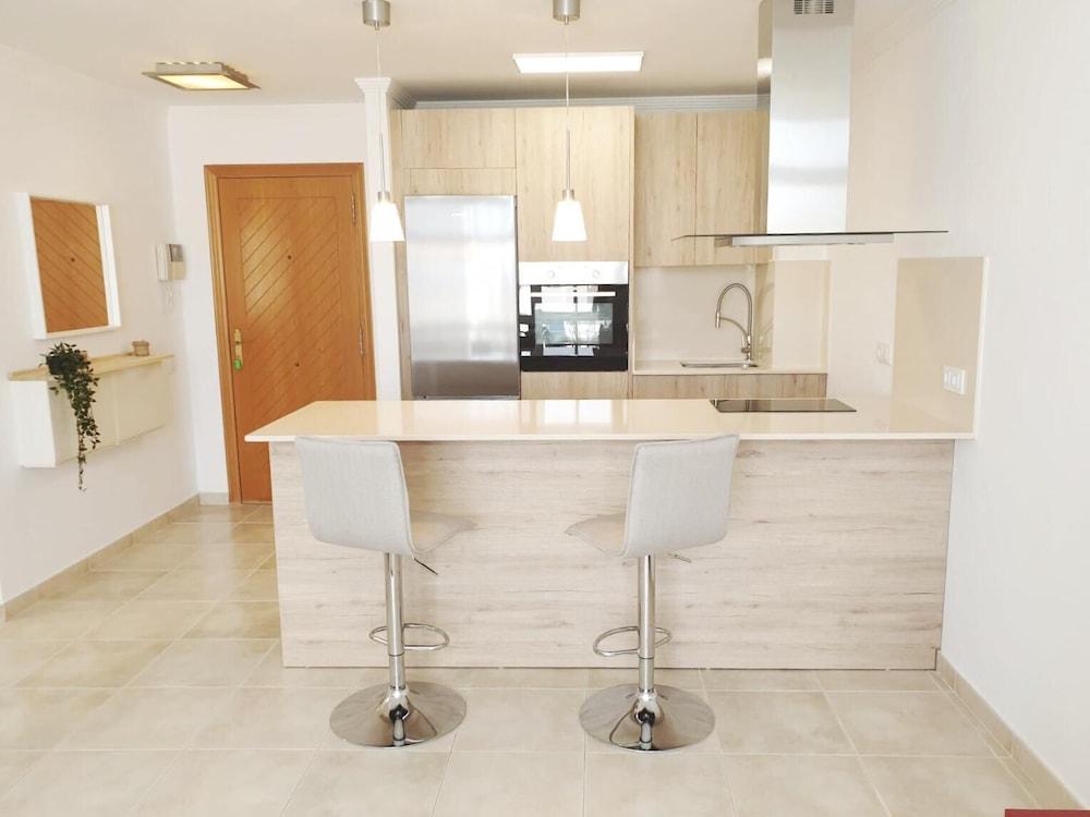 Almansa Seaview by Canary365