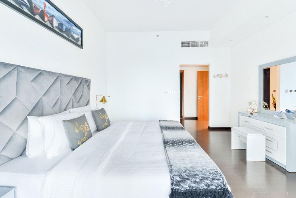 Marvelous 2BR Apt. in Palm Jumeirah