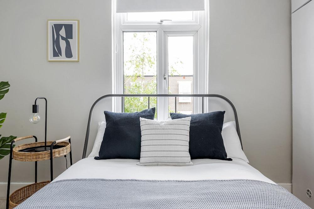 Stylish House in Amazing Central Area