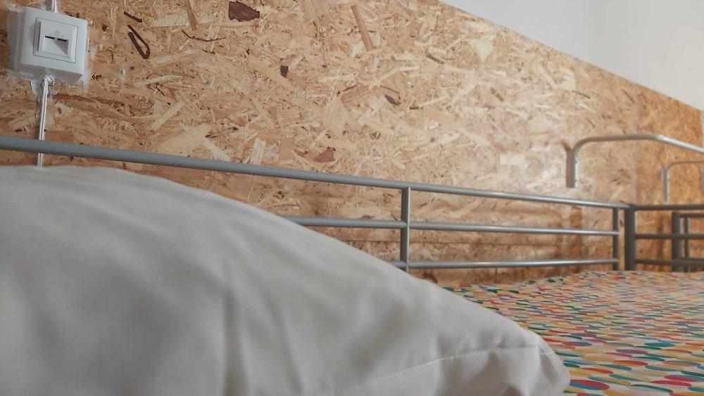 Porto Downtown Hostel