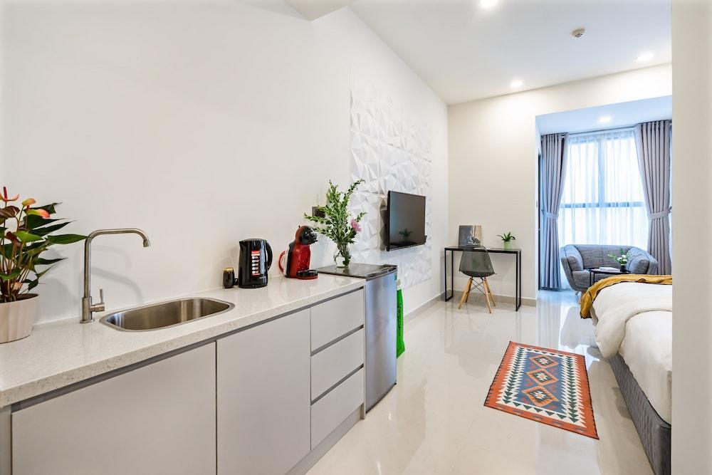 NOMADHOME Royal Suite Condotel