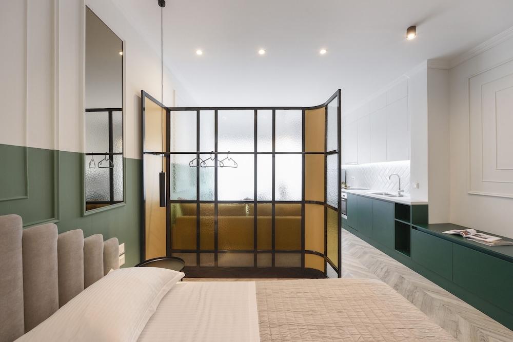 Athenian Sensations Apartments & Suites