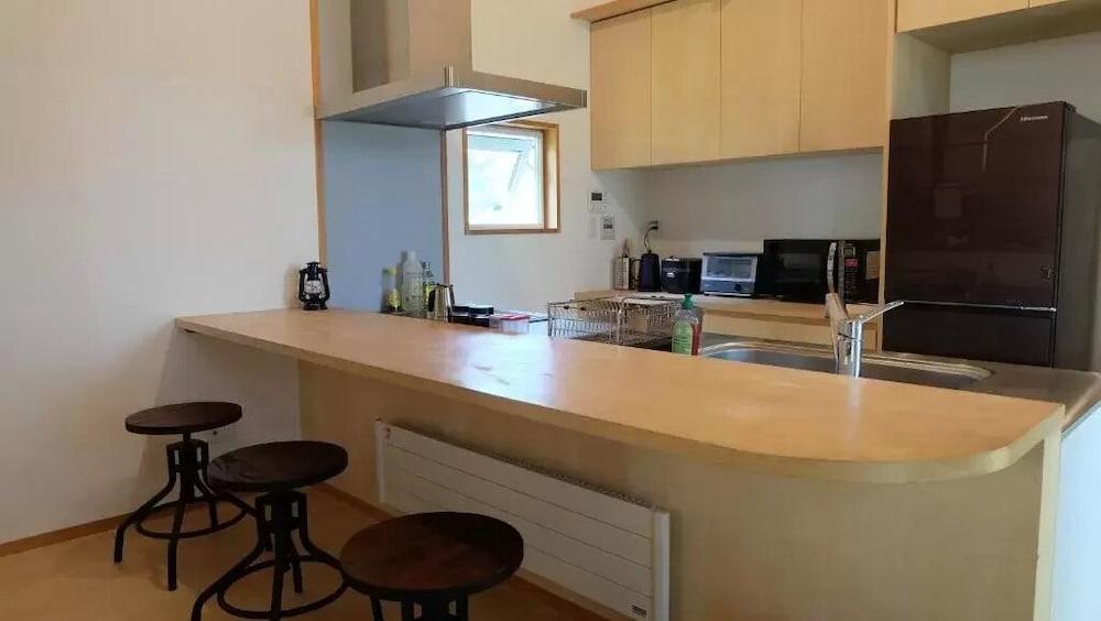 Onuma lakeside cottage