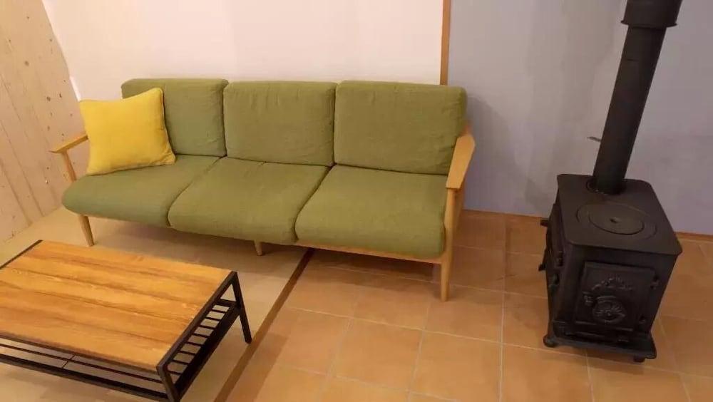 Onuma lakeside cottage