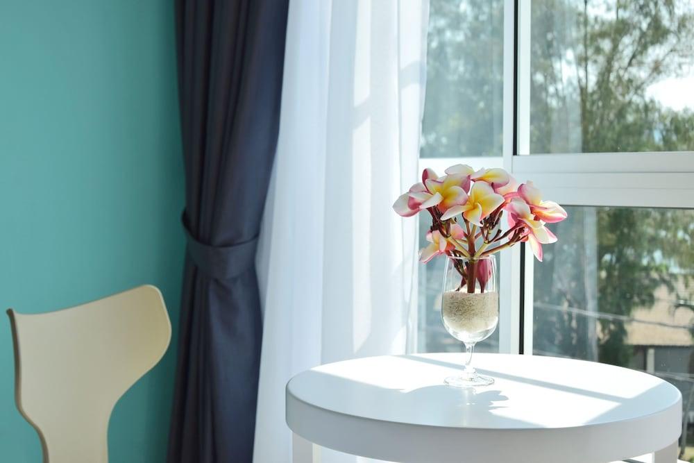 AVI Pangkor Beach Resort