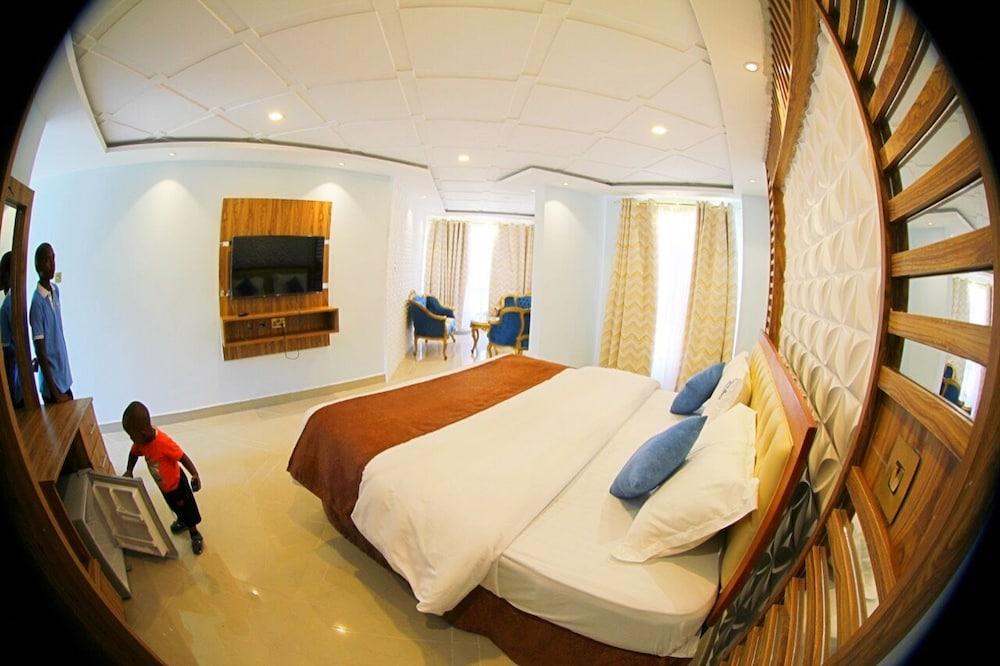 Salama Bling Beach Resort